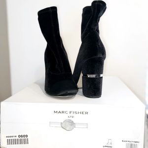 Marc Fisher LTD Prisa Sock Ankle Bootie Black Velvet Women’s Size 6.5